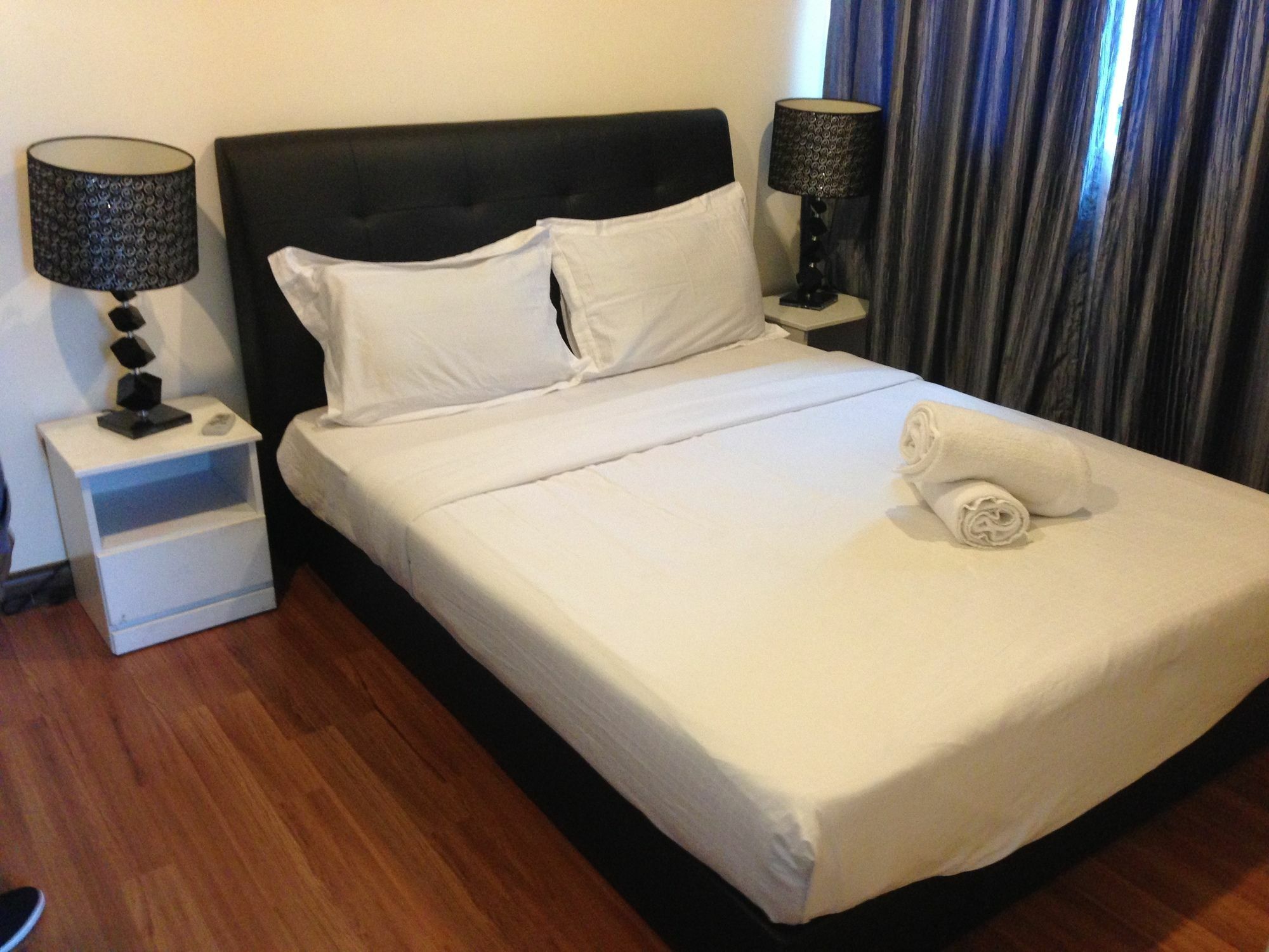 Kl Service Suite At Taragon Kuala Lumpur Buitenkant foto